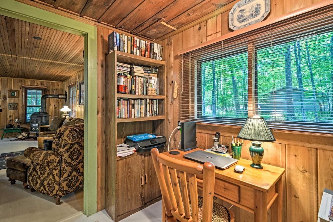 Pet-Friendly One Crow Cottage In Harbor Springs! Exterior foto